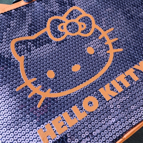 HELLO KITTY-LARGE (NWT) Purple Sequins Large iPad Sleeve - Picture 14 of 16
